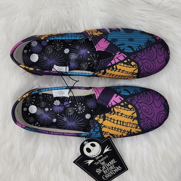 The Nightmare Before Christmas Sally Slip-On Shoes New With Tags - Picture 13 of 16